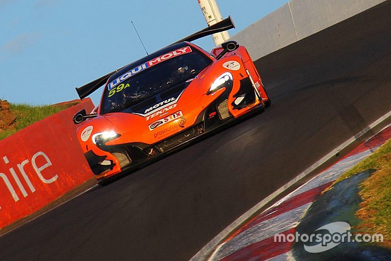 #59 Tekno Autosports McLaren 650S: Shane van Gisbergen, Alvaro Parente, Jonathon Webb