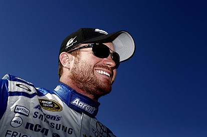 Brian Vickers expected to replace Tony Stewart in Daytona 500