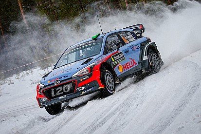 Rally di Svezia, PS8: Paddon va all'attacco di Ogier!