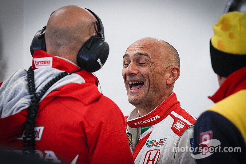 Gabriele Tarquini, Honda Civic WTCC, Honda Racing Team JAS