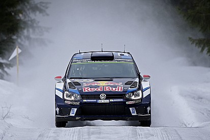 Rally di Svezia, PS11: Latvala vola, Ogier consolida