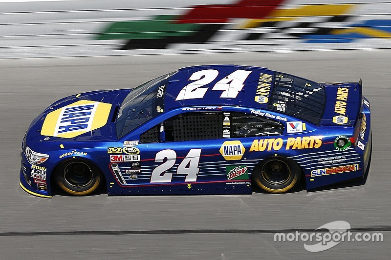 Chase Elliott en pole du Daytona 500 dans la n°24 !