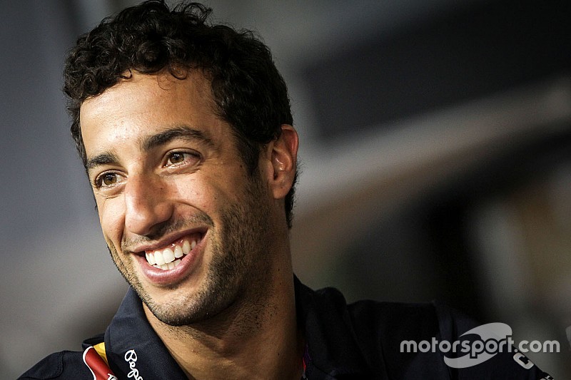 Ricciardo op verzoek van team flink aan het afvallen
