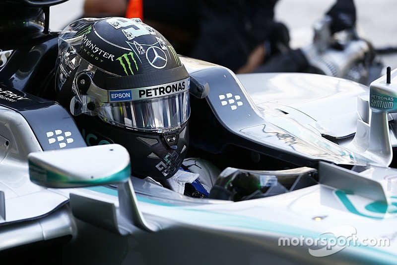 Rosberg travaille avec Hamilton pour repousser la menace Ferrari