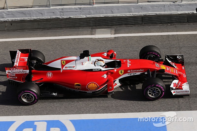 El coche suena un poco más como un Fórmula Uno, dice Vettel