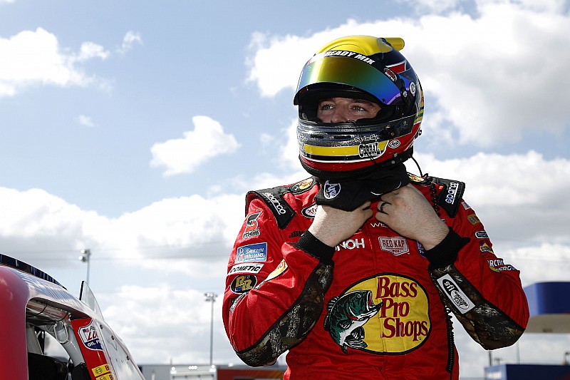 SHR revela los reemplazos de Stewart para las próximas carreras