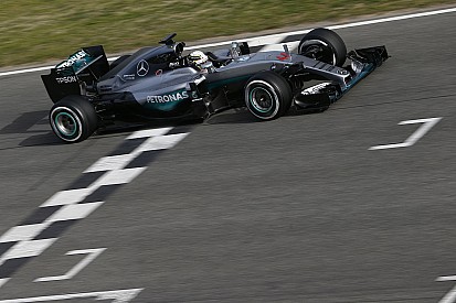 Hamilton préférait les pneus de la saison 2015