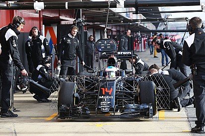 Barcelone, Jour 4 - McLaren au garage, Mercedes enchaîne