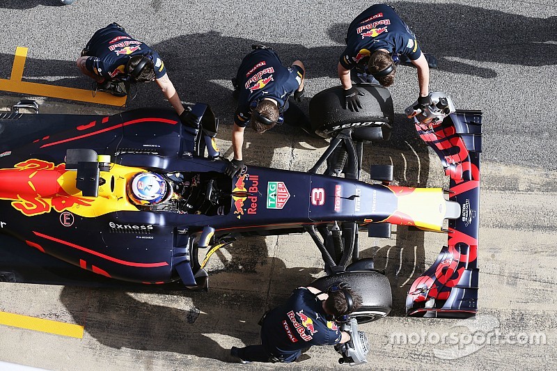 Ricciardo cree que Red Bull está en "buena posición"