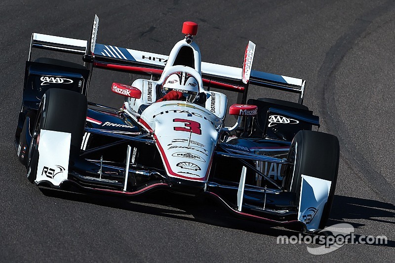 Castroneves svetta nei test di Phoenix