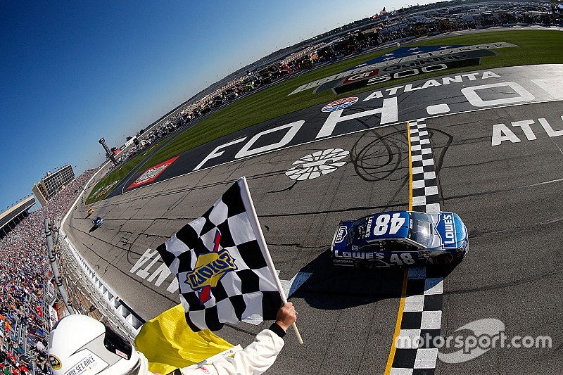 Jimmie Johnson, Hendrick Motorsports Chevrolet wint de race