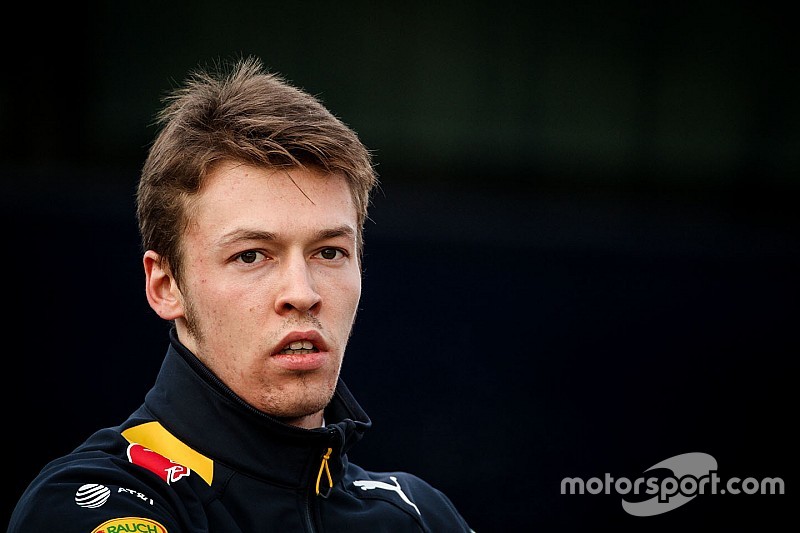 Kvyat kan in 2017 meedoen om F1-titel, verwacht Tost