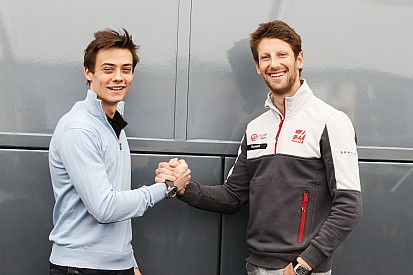 Grosjean va conseiller le jeune Louis Delétraz