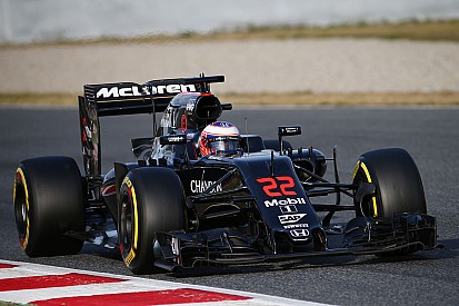 Button: "novo motor tem maior avanço em 14 meses"