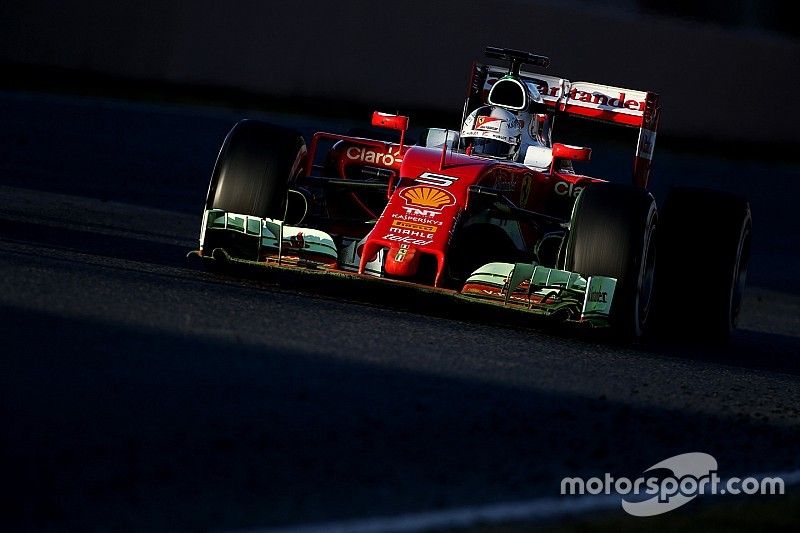 Jour 8 - Vettel en tête, petite panne pour Mercedes