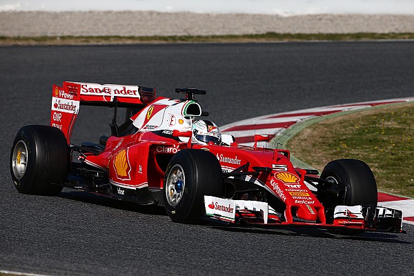 Vettel mantuvo a Ferrari arriba en el final de las pruebas