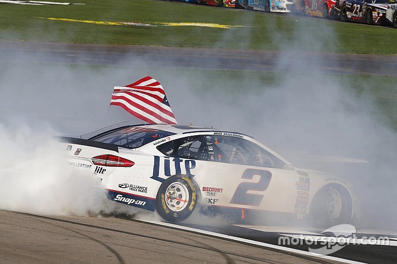 Racewinnaar Brad Keselowski, Team Penske Ford