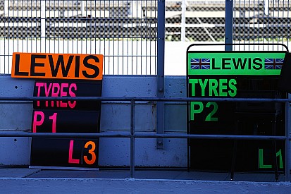 Vietate le comunicazioni radio. Wolff: "Avremo Gp più incerti"