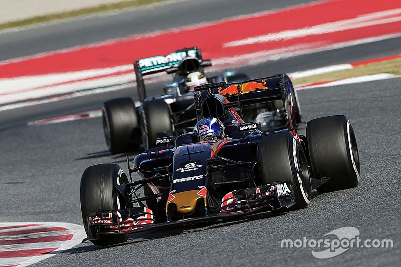 Exclusief: Max Verstappen over halo, knock-out kwalificatie en spannendere races