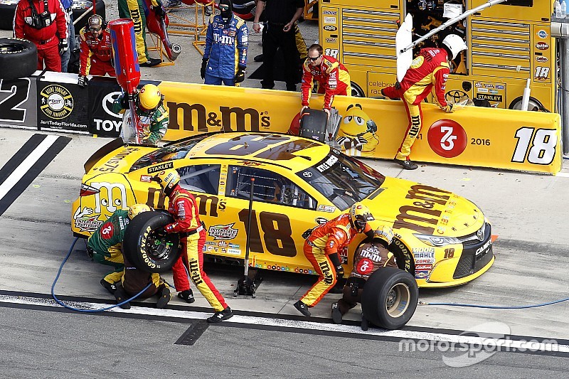 Pit-stop de Kyle Busch, Joe Gibbs Racing Toyota