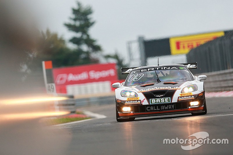 Assenheimer und Schwager im Cockpit der Callaway-Corvette des GT-Masters 2016