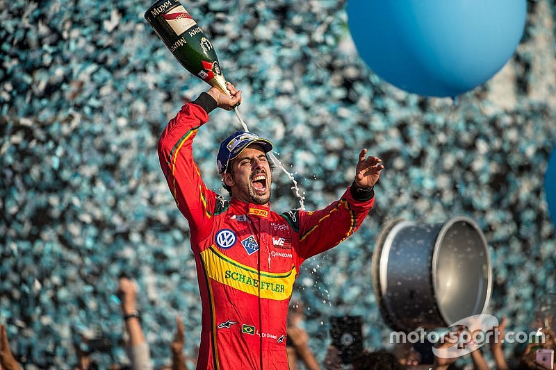 Podium: Sieger Lucas di Grassi, ABT Schaeffler Audi Sport