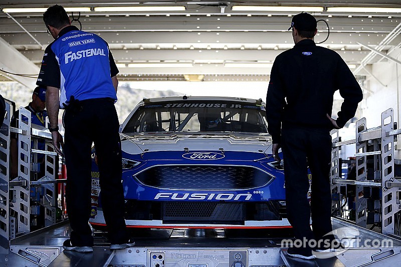 NASCAR presenta las infracciones posteriores al evento de Phoenix