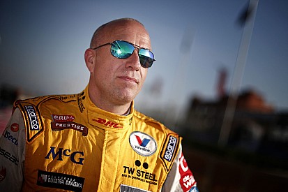 Column Tom Coronel: Max, bestel die grote koffer maar vast!