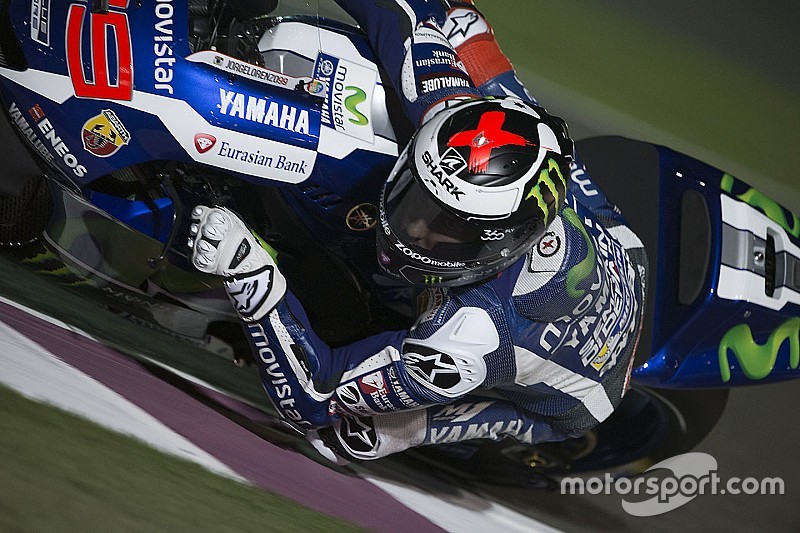 Lorenzo leader, Rossi lui emboîte le pas