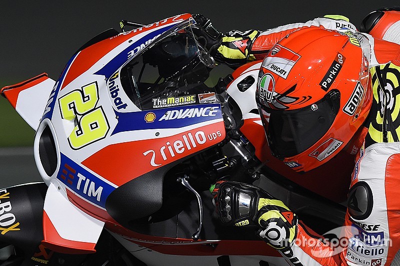 Crutchlow se preocupa com asas: “imagine se cortar alguém”