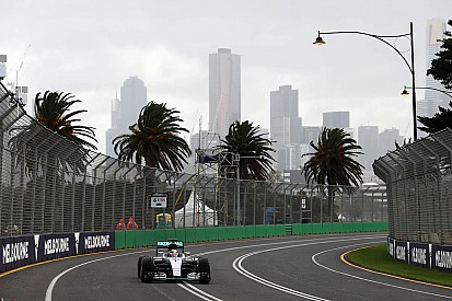 Grand Prix von Australien: Hamilton im ersten Training vorne