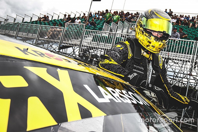 Larsson to continue in World Rallycross in 2016