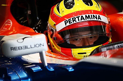 Trois places de pénalité pour Rio Haryanto