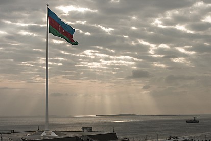 Baku schrapt zomertijd, starttijd F1 GP aangepast?