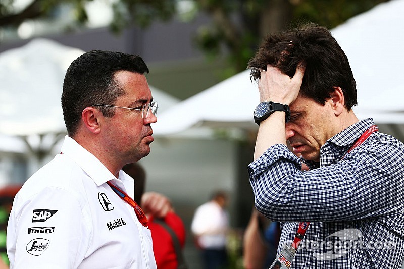 Eric Boullier, McLaren Racing Director with Toto Wolff, Mercedes AMG F1 Shareholder and Executive Di