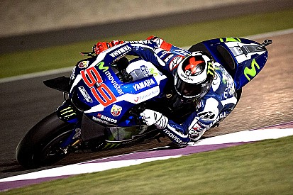MotoGP Qatar: Lorenzo pakt pole voor openingsronde
