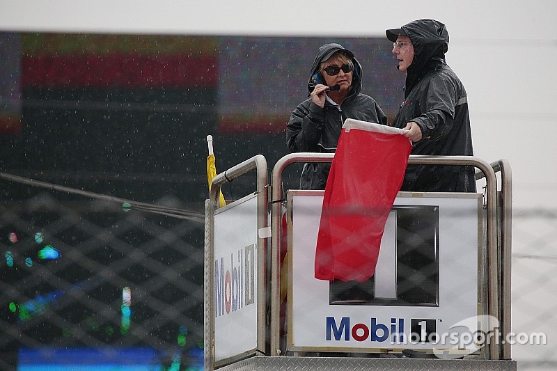 12 Horas de Sebring (tres horas): Una tormenta provoca bandera roja