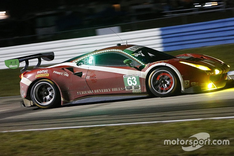 #63 Scuderia Corsa Ferrari 488 GTD: Christina Nielsen, Alessandro Balzan, Jeff Segal