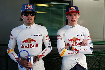 Verstappen sobre Sainz: "Normalmente debería estar delante de él"