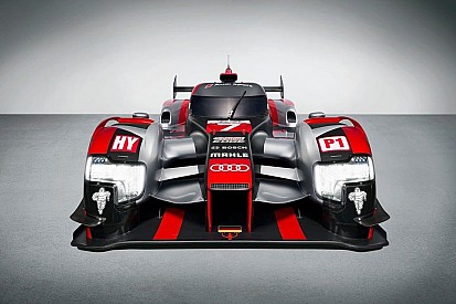 Audi présente la livrée de sa R18 pour 2016