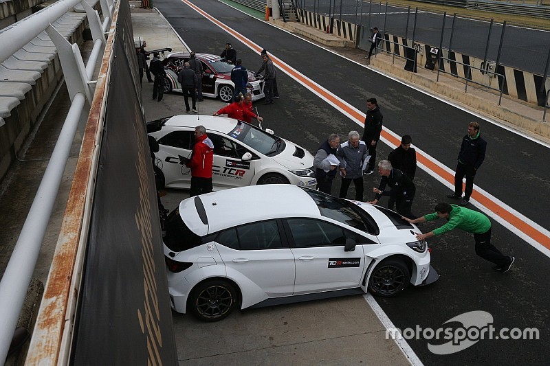 Lotti: "La TCR crescerà, aspettiamo tre nuovi marchi!"