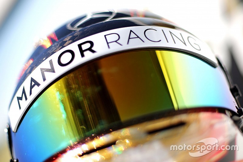 F1出台护目镜贴膜禁撕令