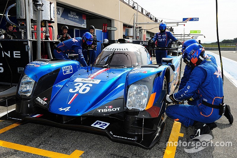 #36 Signatech Alpine A460: Gustavo Menezes, Nicolas Lapierre, Stéphane Richelmi