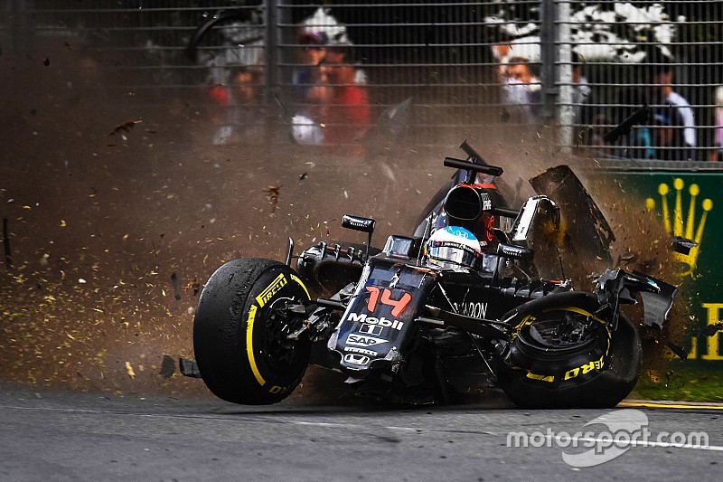 Tech analyse: De veiligheidsmaatregelen die Alonso's leven hebben gered