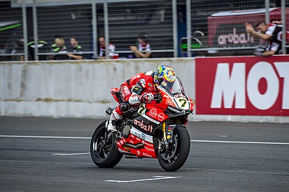 Davies: "Amo Aragon, inoltre avremo alcune novità per la Panigale"