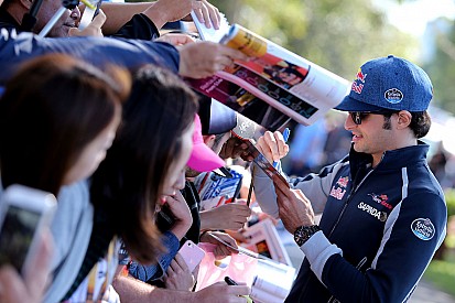 Sainz: "Ben niet in F1 gekomen om voor anderen aan de kant te gaan"