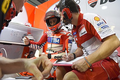 EL1 - Dovizioso en tête, la poussière en vedette