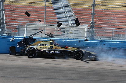 Carpenter snel in Phoenix, crashes voor Sato en Hinchcliffe