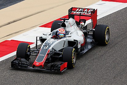 Haas: l'ala anteriore rotta per un errore di fissaggio