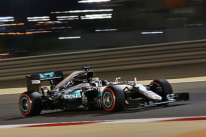 Hamilton simplement réprimandé par les commissaires